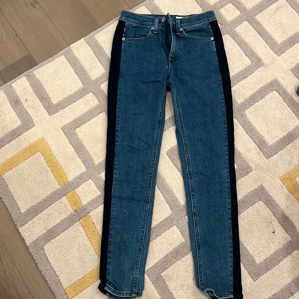 Rag and bone skinny jeans size 24 with stripe. NWT
